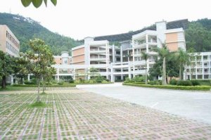 <b>广州番禺区工商职业技术学校2021年宿舍条件</b>