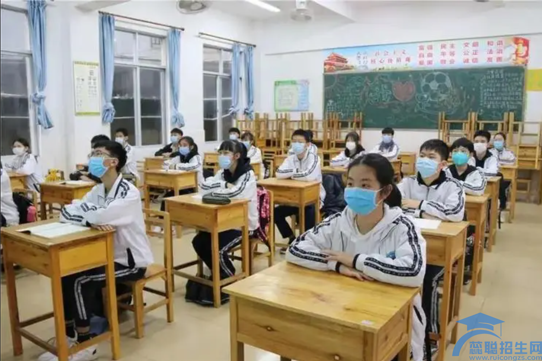 杭州初中毕业生如何选择适合自己的专业(图1)