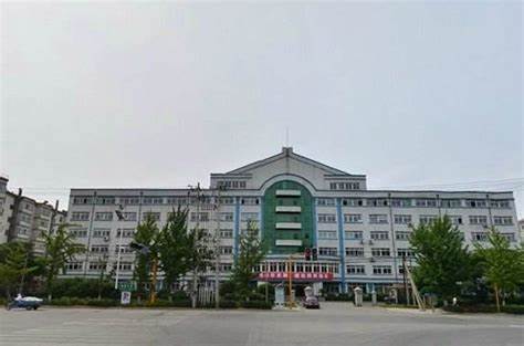 鞍山师范学院附属卫生学校