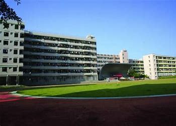 福建化工学校