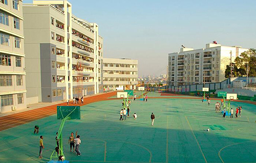  宝鸡石油机械厂技工学校