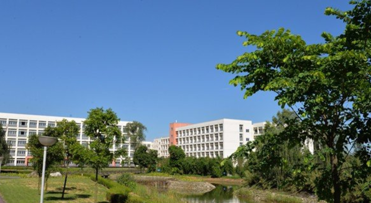 读什么中专学校最好(图1)