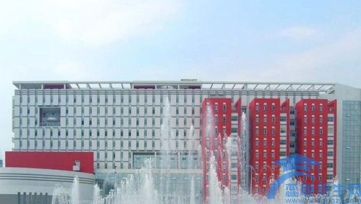 成都高中女生毕业后读什么中专学校好(图1)