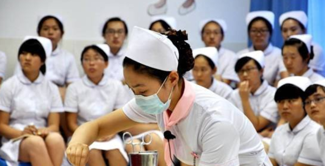 哪家高级护理学校好(图1)