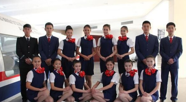 成都航空服务学费(图1)