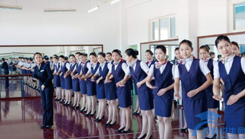 成都航空服务学校哪些好(图1)