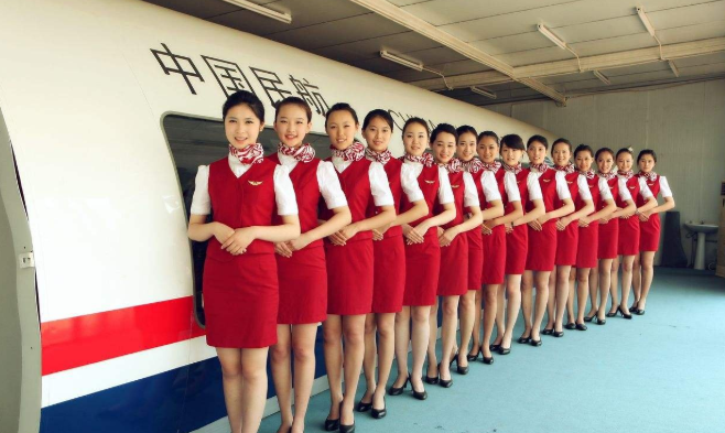 成都航空服务最好学校(图1)