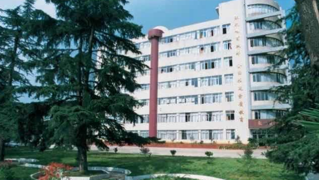 成都好一点的铁路学校(图1)