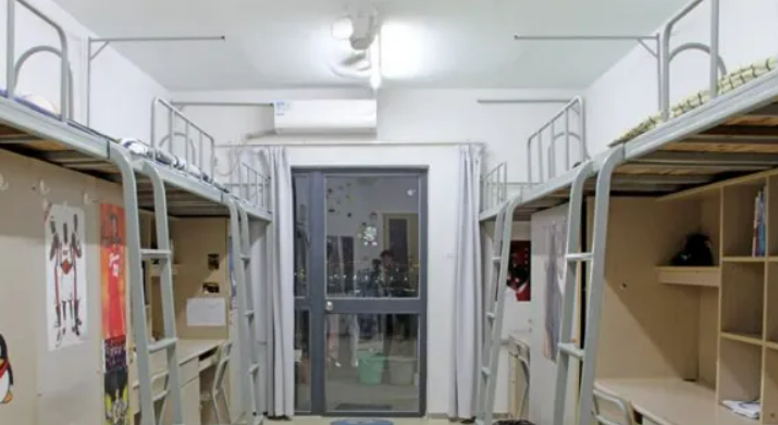 广东财经职业技术学校宿舍情况(图1)