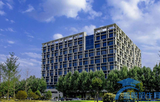 成都设有铁路的公办大专学校(图1)