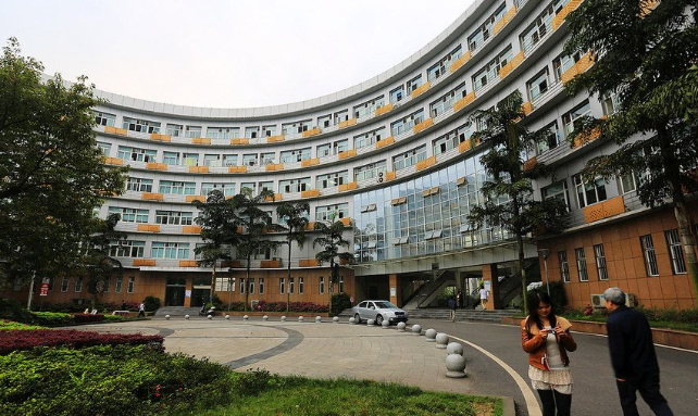 成都学前教育好点的大专学校(图1)