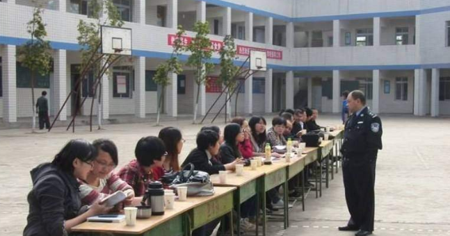 资阳乐至机电学校2022年报名条件、招生对象(图1)