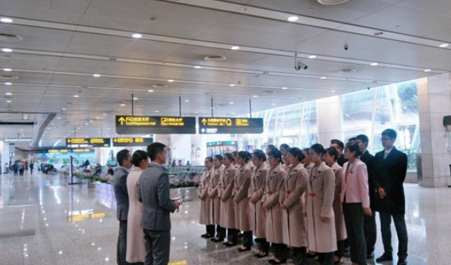 哪个航空服务学校好(图1)