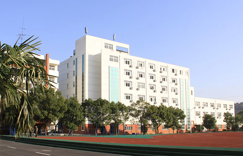 梧州商贸学校