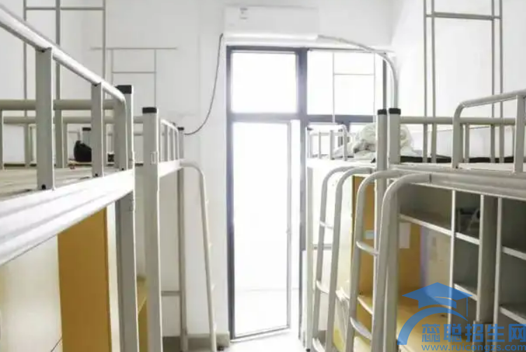 广州财经职业学校，宿舍条件(图1)