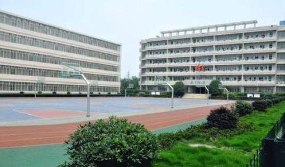 核工业成都机电学校有那些专业(图1)