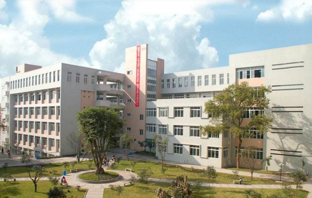 海宁卫生学校好不好(图1) 海宁卫生学校好不好(图1)