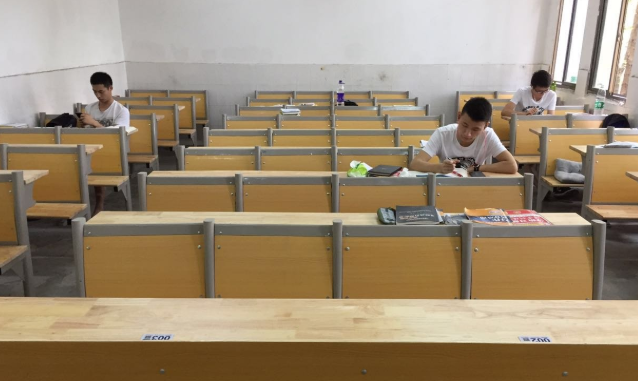 乐山市育才职业学校宿舍条件(图1)