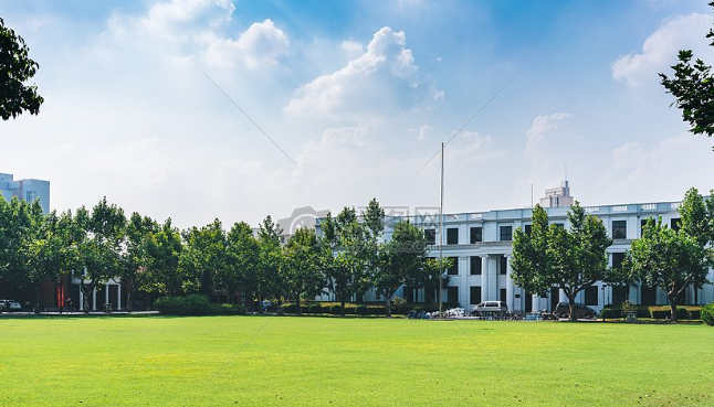四川省东坡中等职业技术学校招生办联系电话(图1)