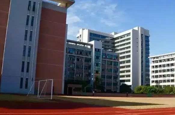 杭州汽车高级技工学校2023年录取分数线(图1)