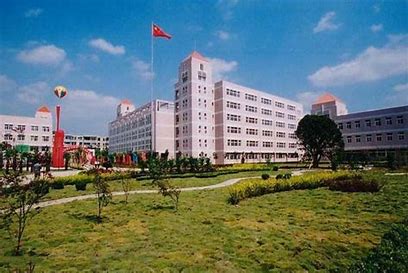 南京六合中等专业学校2023年收费情况(图1)