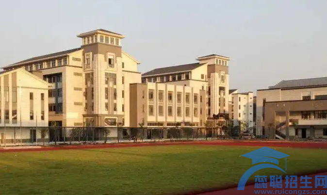 杭州财经职业学校收费情况(图1)