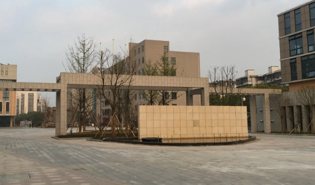 宁波甬江职业高级中学收费情况(图1)