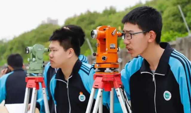 嘉兴建筑工业学校2023年招生简章(图1)