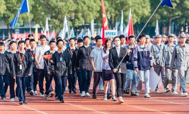 浙江信息工程学校2023年录取分数线(图1)