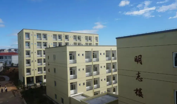 新昌技师学院2023年录取分数线(图1)