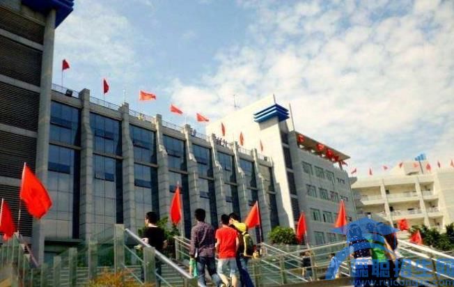 达州华西职业技术学校学费(图1)