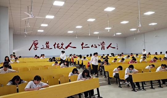 邯郸现代工业中等专业学校2023年录取分数线(图1)