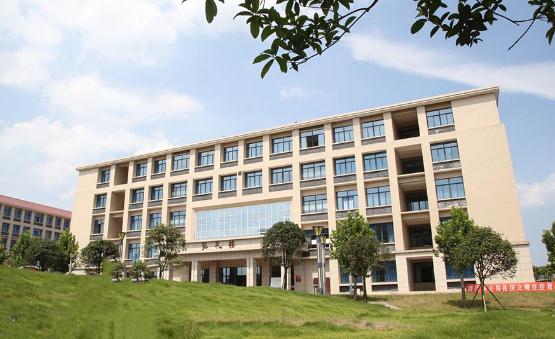 重庆机电技工学校2023年录取分数线(图1)