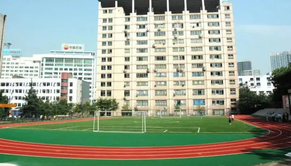 重庆航天职业技术学院五年制大专收费情况(图1)