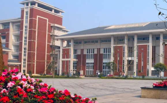 重庆医科学校2023年录取分数线(图1)