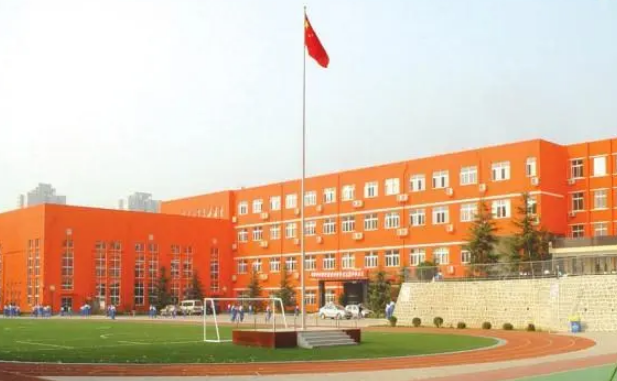 重庆万州技师学院收费情况(图1)