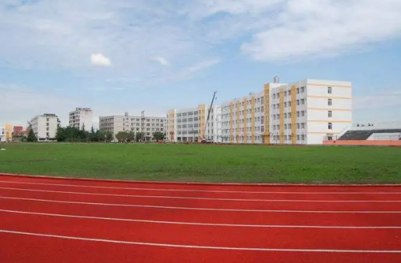 重庆园林技工学校2023年录取分数线(图1)