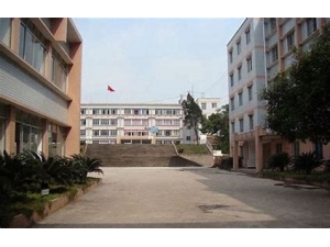 广西二轻工业技工学校