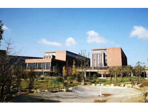 伊犁州高级技工学校