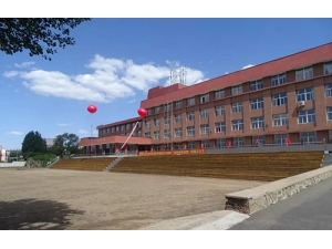 新疆维吾尔自治区建筑材料工业学校